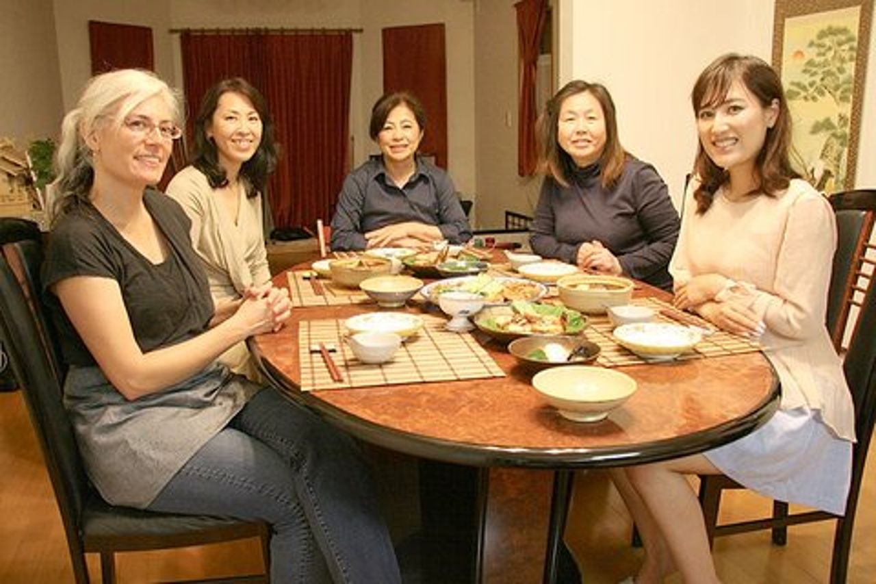 Tour del supermercato di Nagoya e lezione di cucina casalinga con un locale, Akiko