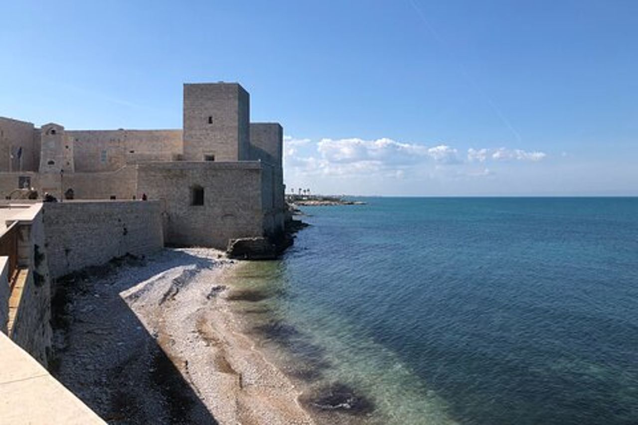 Tour VIP privato delle principali città di Bari e del Nord Puglia con pranzo