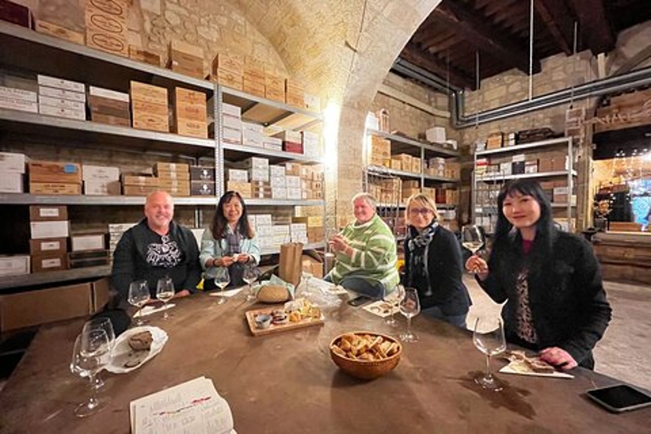 Tour enogastronomico tradizionale a Bordeaux
