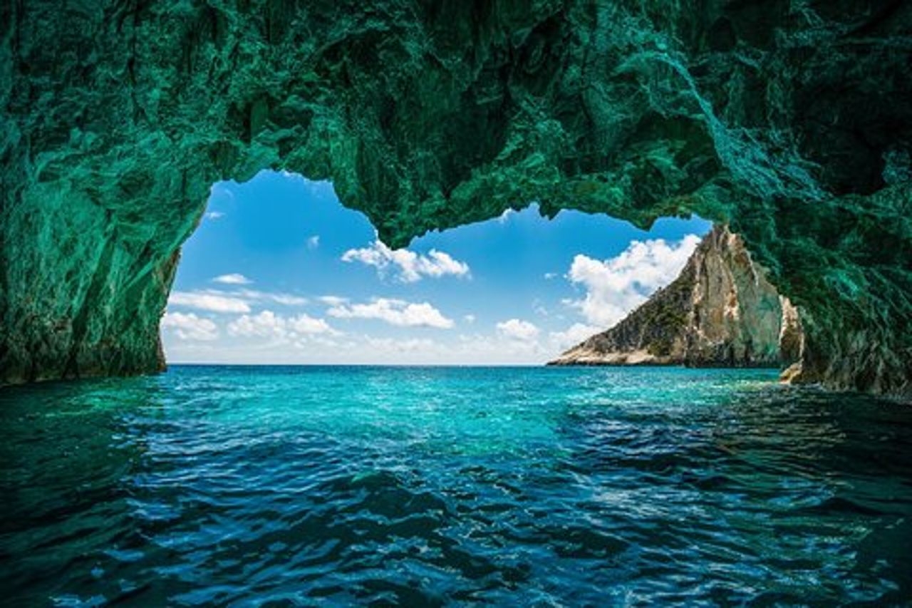 Tour di mezza giornata a Zante e crociera sull'isola delle tartarughe e le grotte di Keri