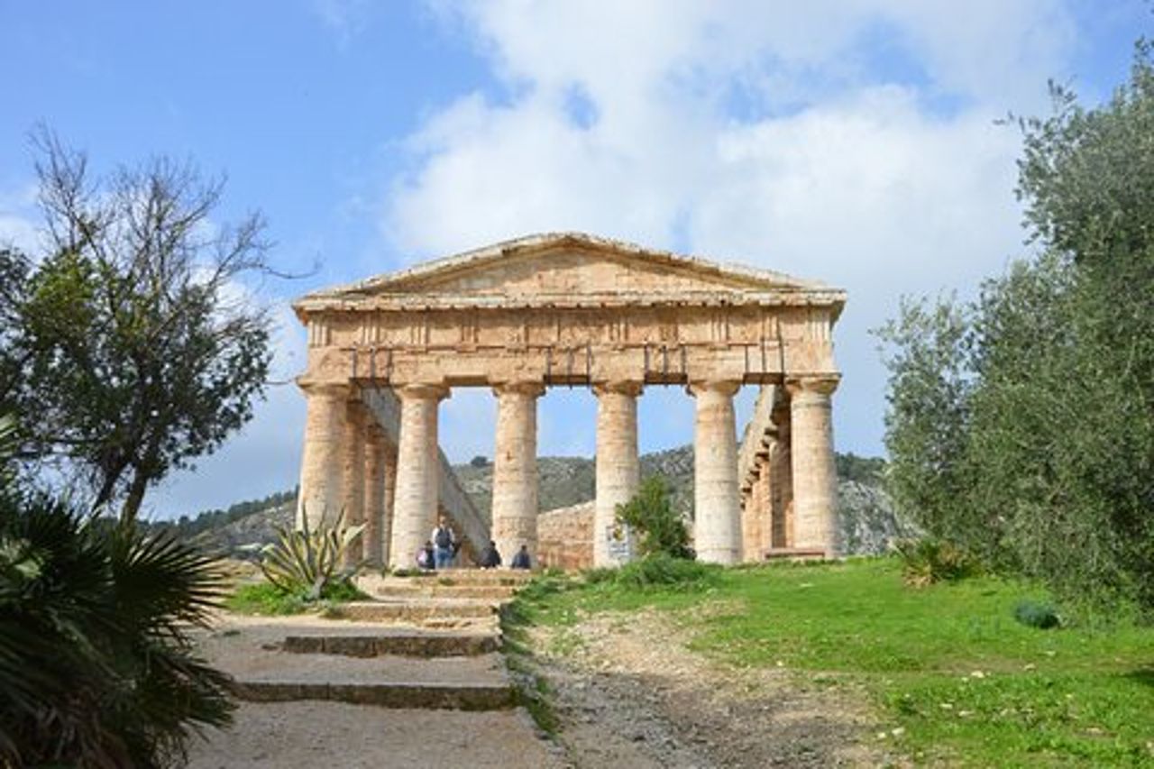 Segesta ed Erice da Alcamo e Castellammare del Golfo