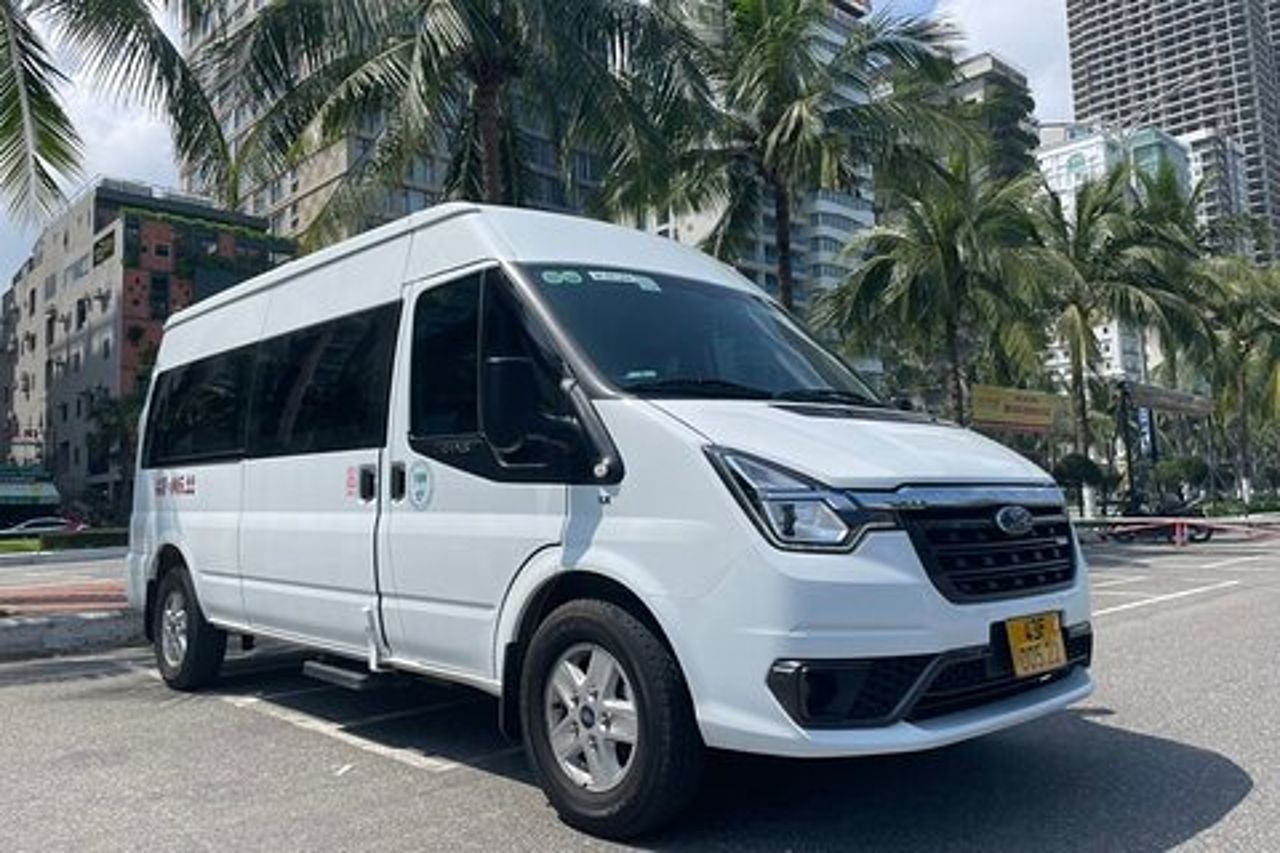 Trasferimento dall'aeroporto di Da Nang all'hotel Da Nang con auto privata