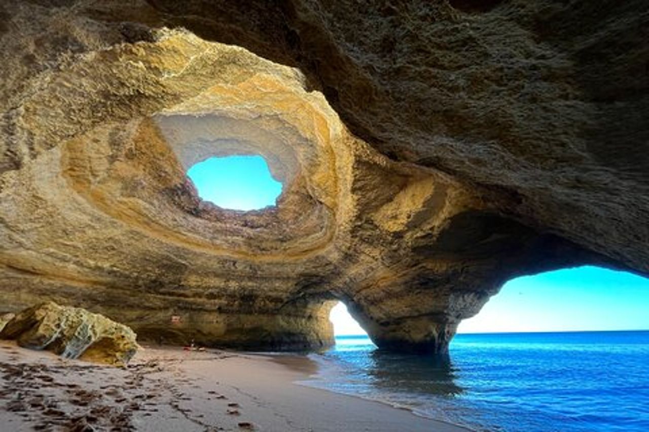 Benagil, Marinha & Albandeira - Kayak con Guida Locale
