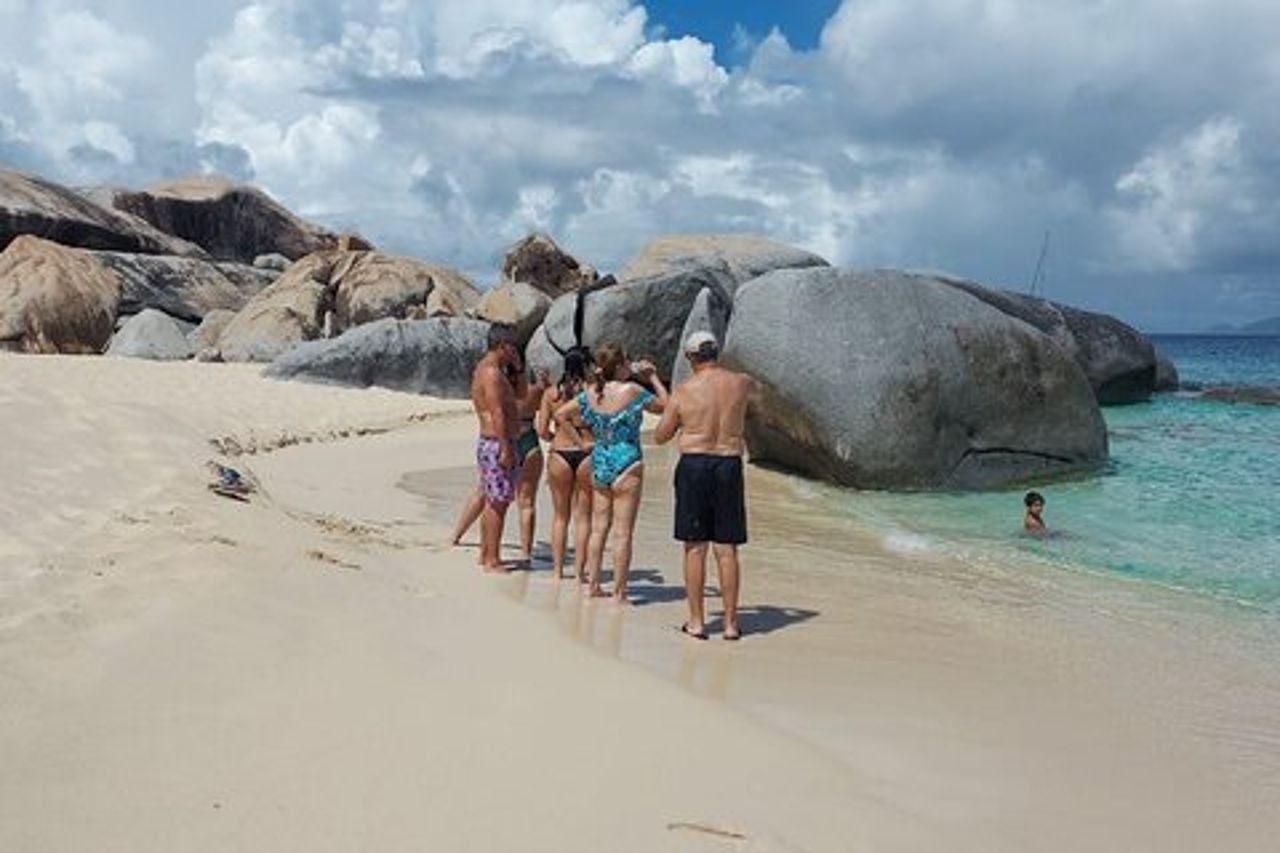 Escursione in barca alle Terme di Virgin Gorda
