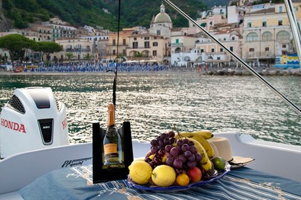 Tour giornaliero ad Amalfi e Positano da Salerno