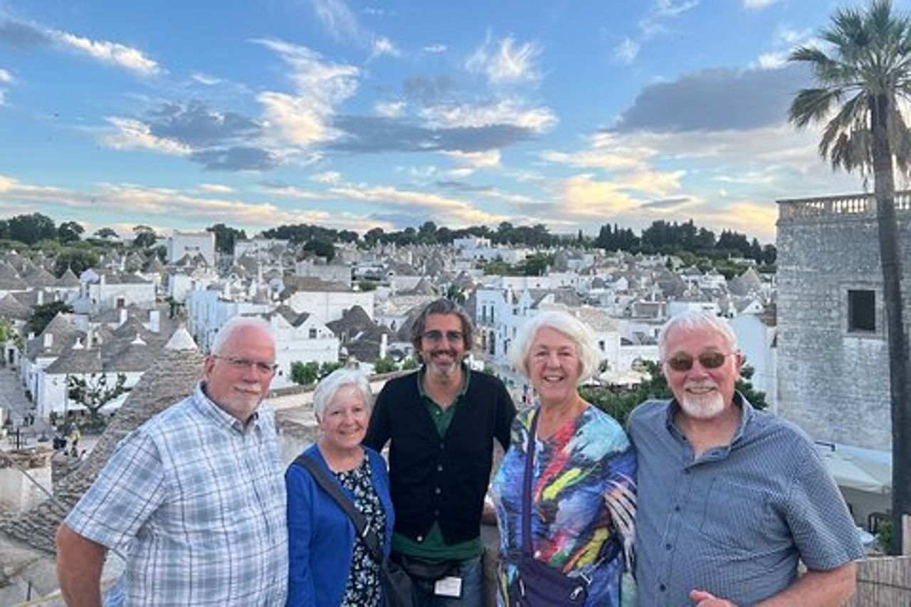 Highlights della Puglia: Bari, Alberobello e i borghi affascinanti