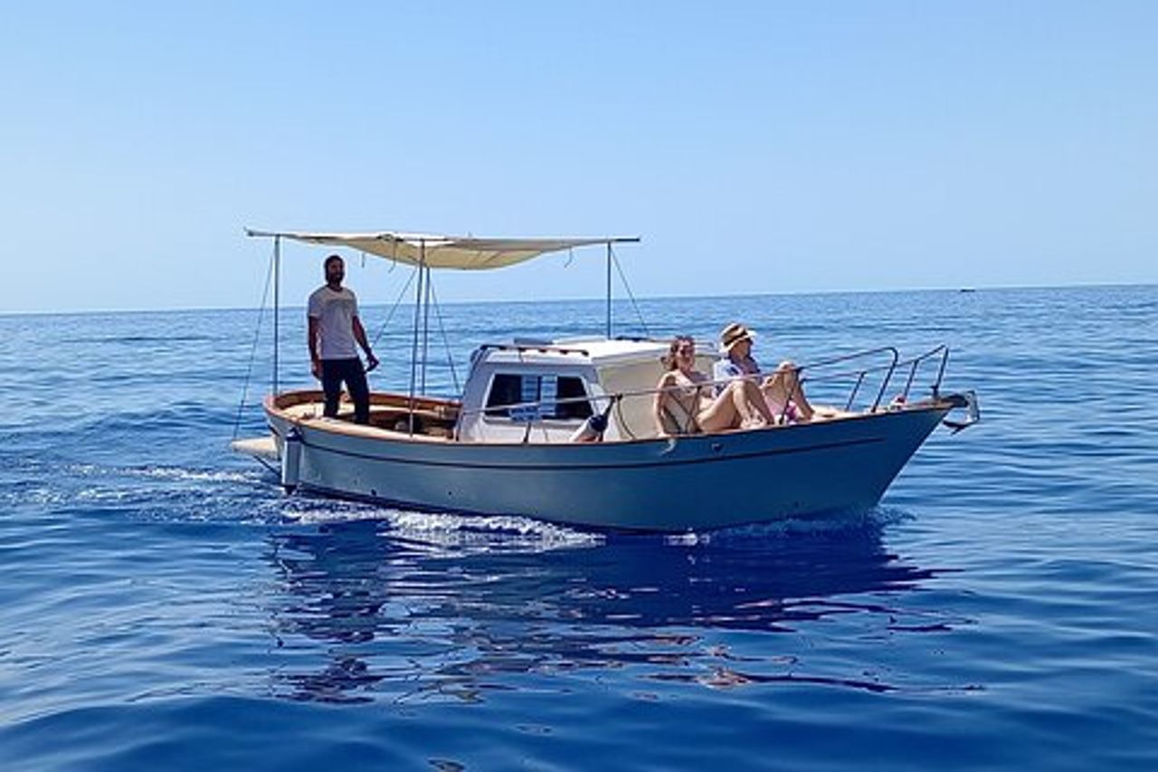 Tour privato in barca nel Tigullio e nel parco di Portofino