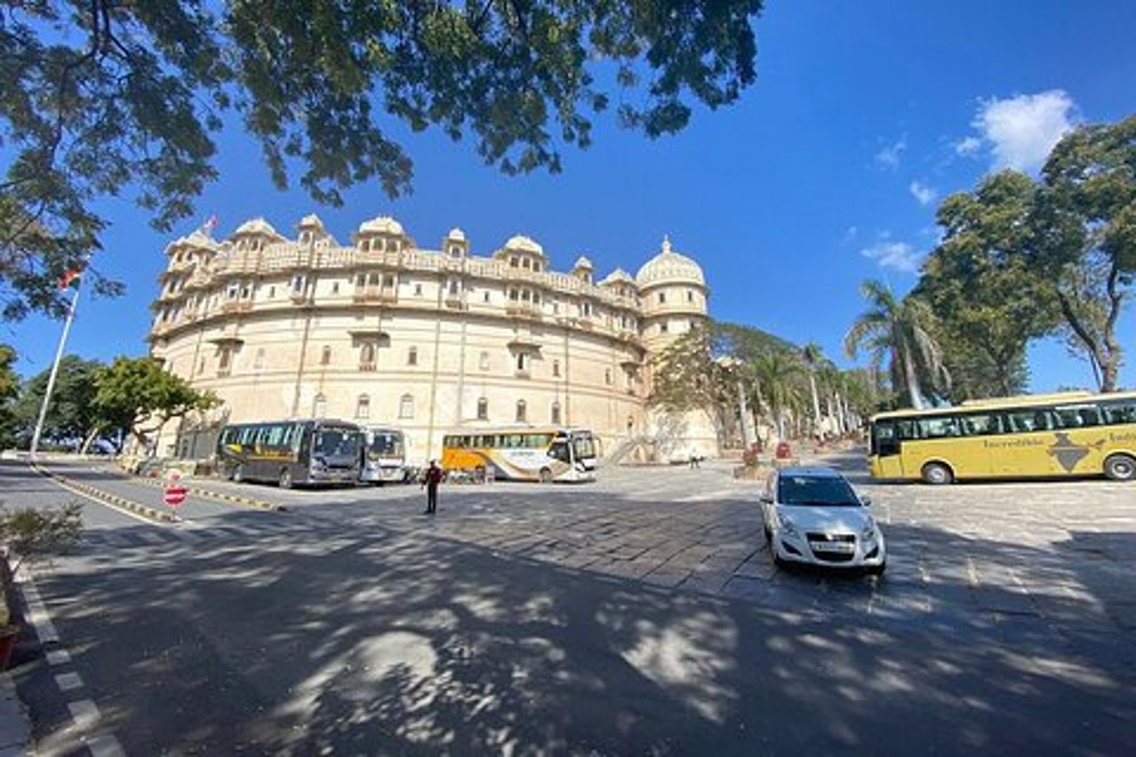 5 - Tour della città di Udaipur Jodhpur con Ranakpur e Kumbhalgarh