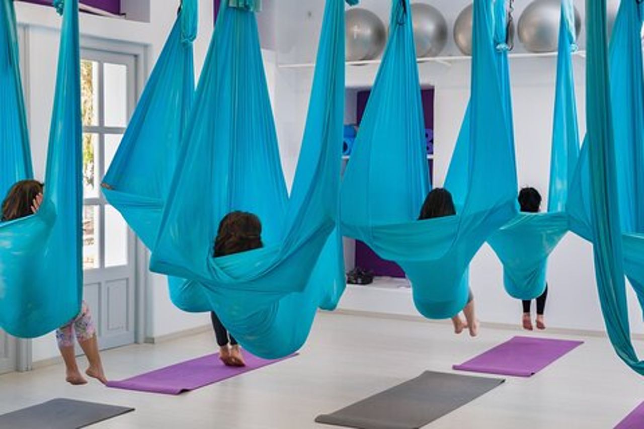 Flusso di yoga aereo