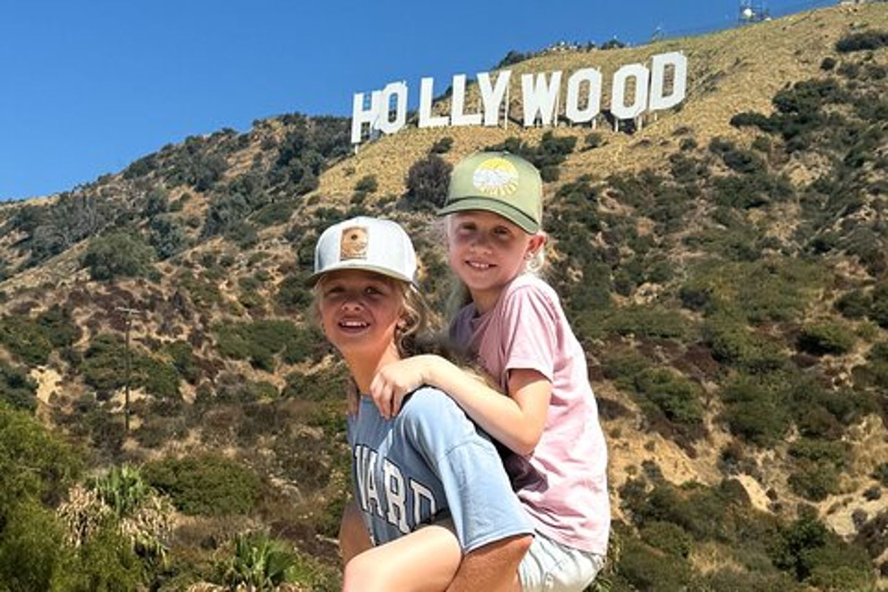 Tour a piedi originale di 90 minuti di Los Angeles fino all'insegna di Hollywood