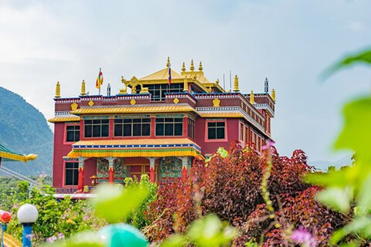 Nel pomeriggio tour culturale tibetano agli insediamenti tibetani di Pokhara