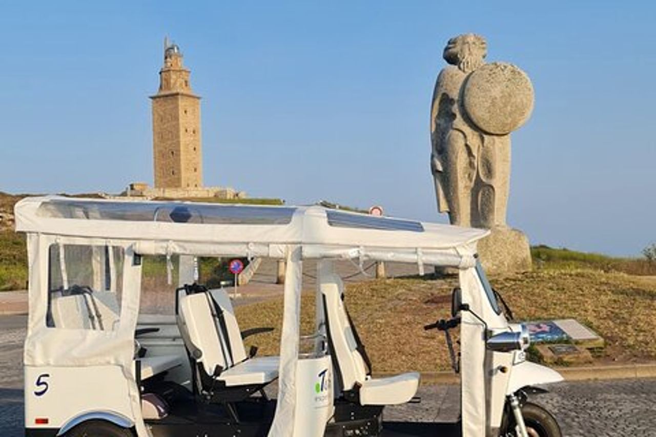 Tour privato PREMIUM in Tuk tuk A Coruña