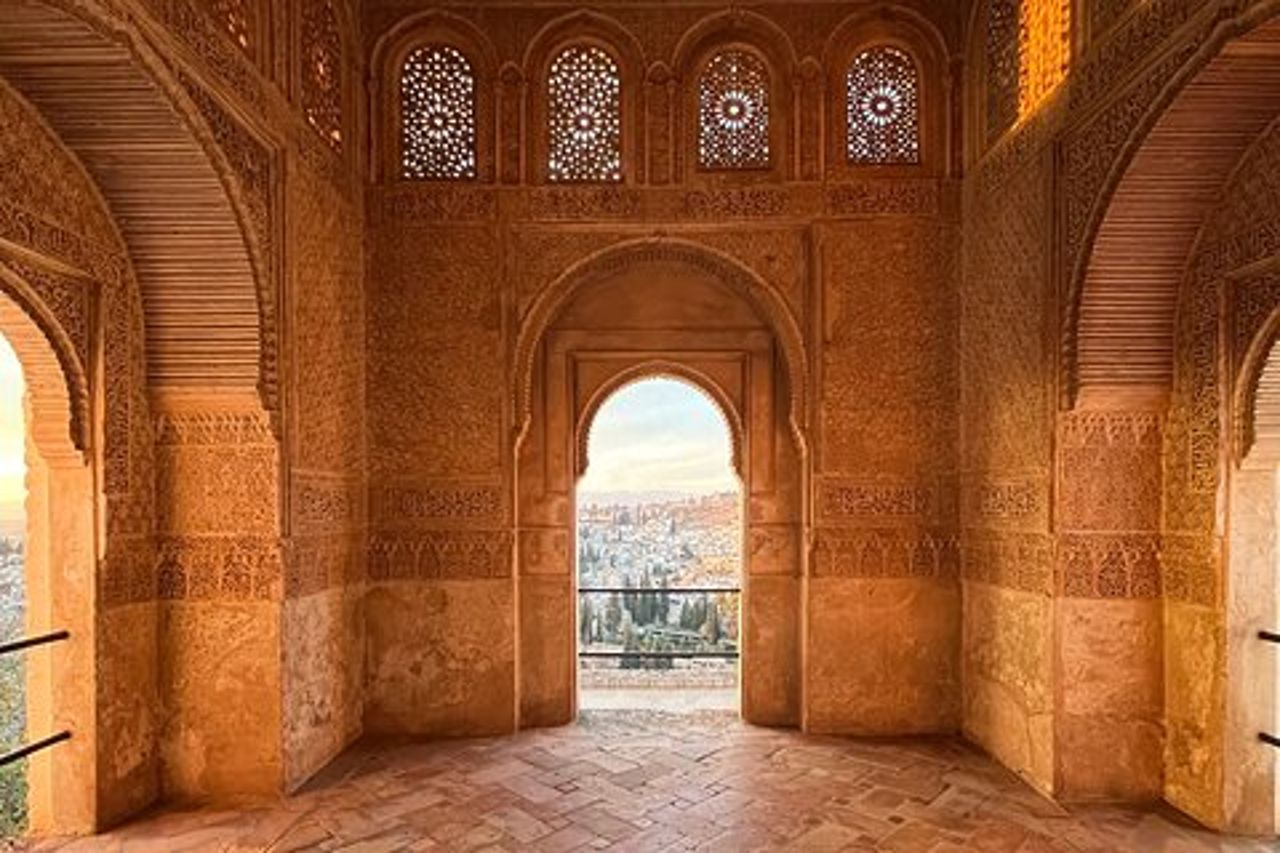 Tour privato dell'Alhambra: acquista i tuoi biglietti e prenota il tuo tour
