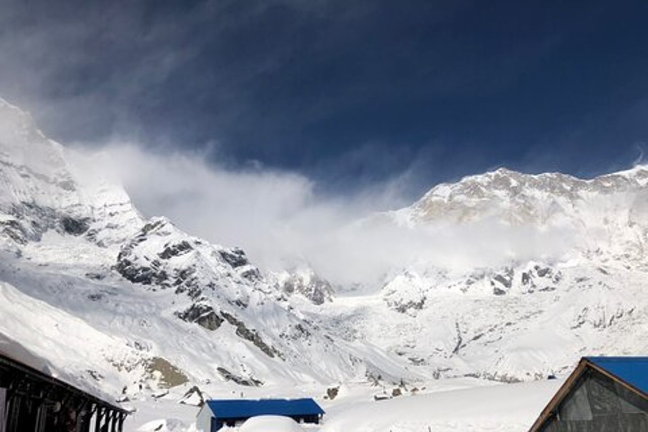 Escursione al campo base di Annapurna da Pokhara 7 giorni