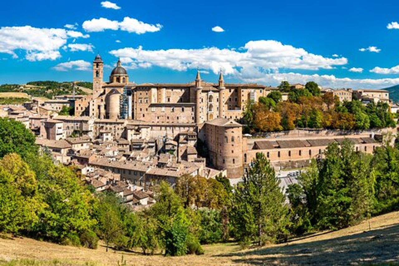 Tour guidato privato a piedi di Urbino per famiglie