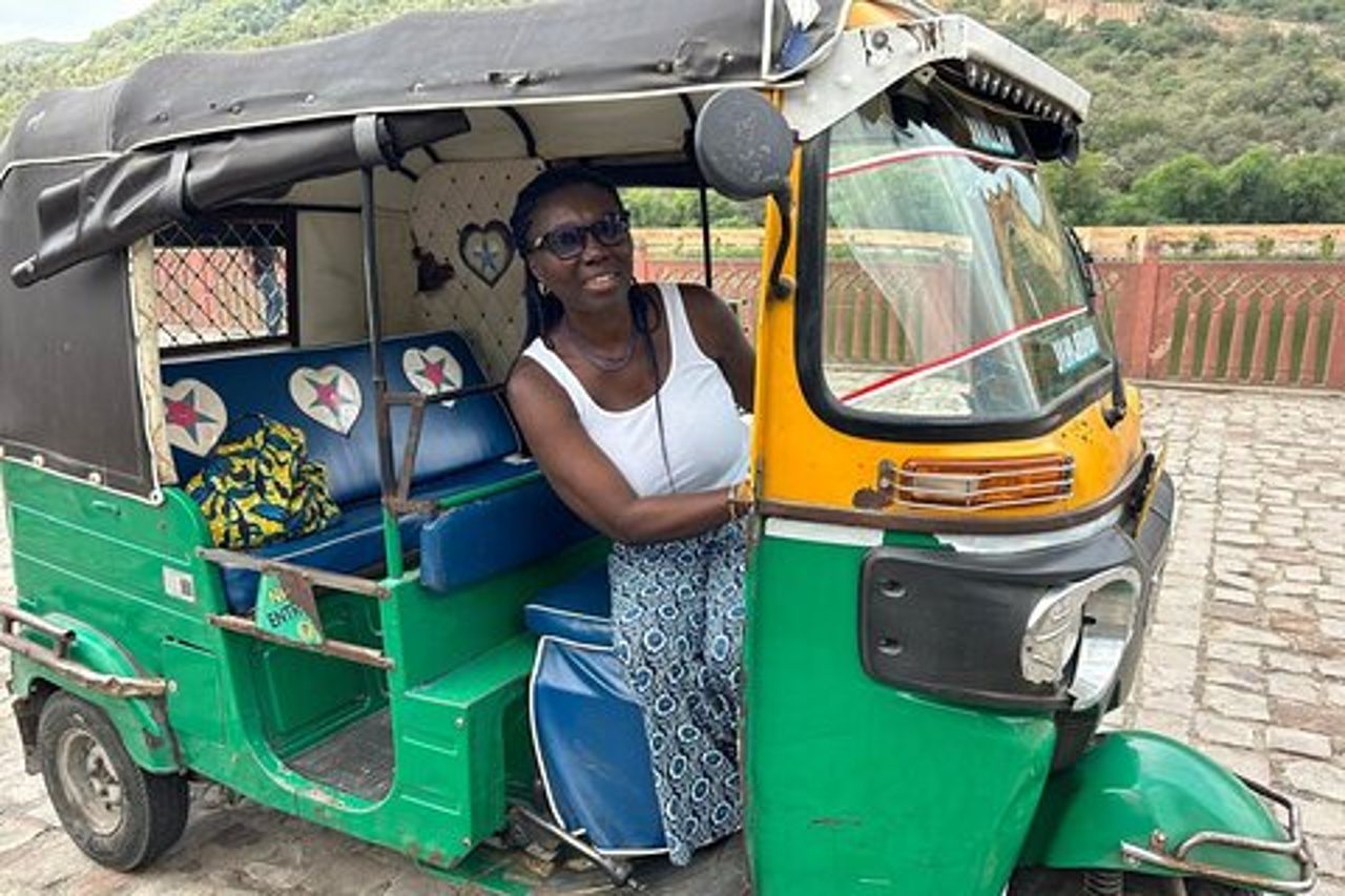 Jaipur Private Tuk Tuk Tour – Visita della città di Jaipur di un giorno