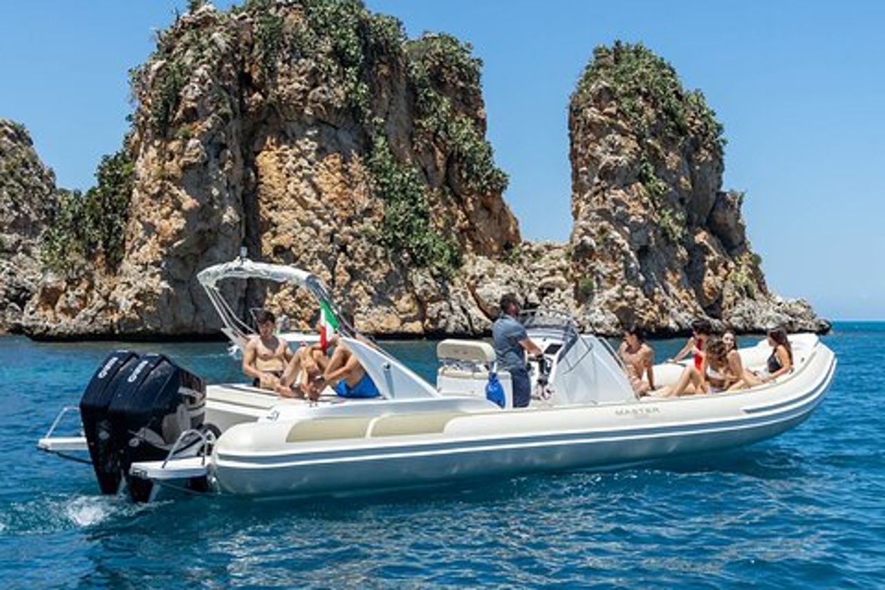 4h Privata Barca da Castellammare del Golfo per Zingaro Scopello