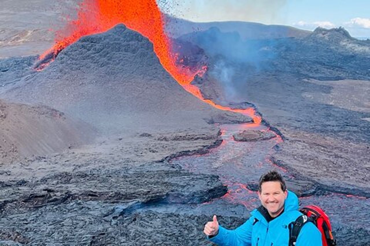 Escursione sul vulcano Fagradalsfjall - Tour per piccoli gruppi con Guida locale