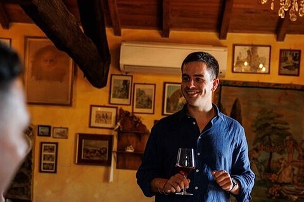 Fuga nella campagna romana: tour di Tivoli e degustazione di vini da Roma