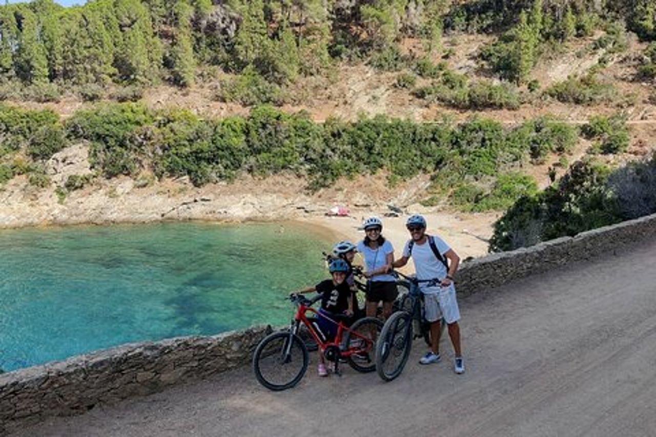 E-Bike Tour Famigliare nella riserva naturale Costa dei Gabbiani