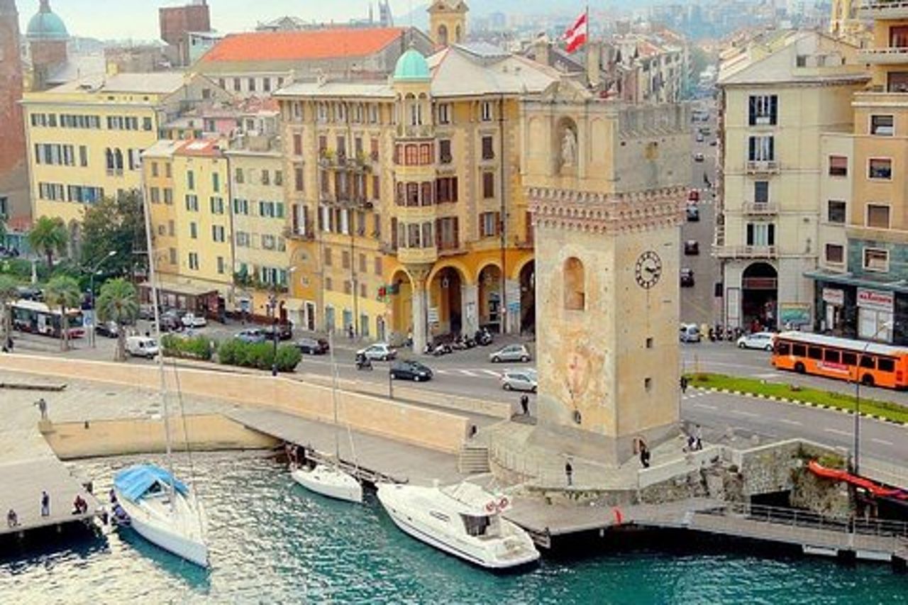 Escursione privata a Savona: il meglio della città e Guida locale