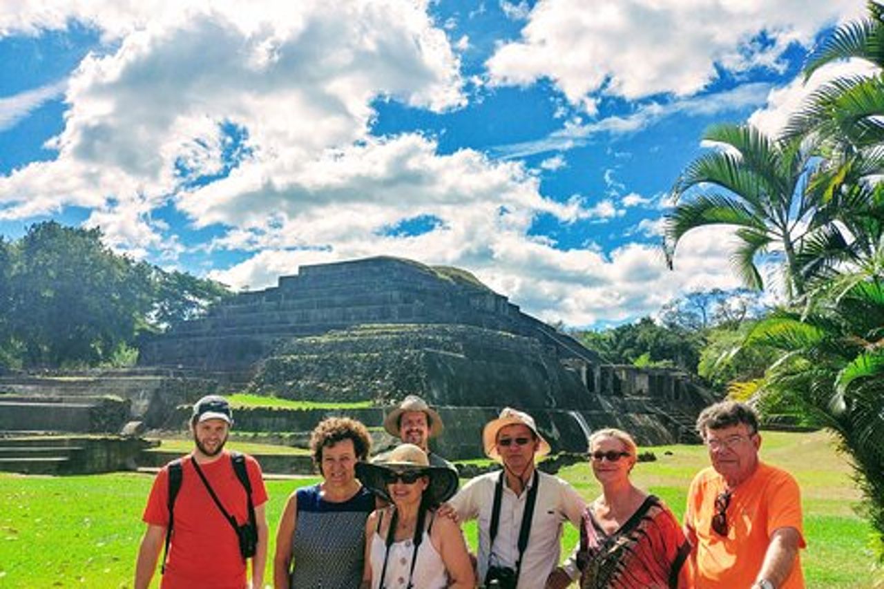 Tour delle Rovine Maya di El Salvador + Belvedere del Lago Coatepeque