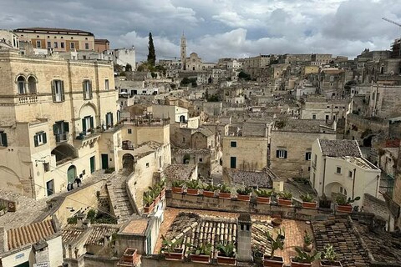 Tour guidato per piccoli gruppi di Matera e Alberobello da Bari