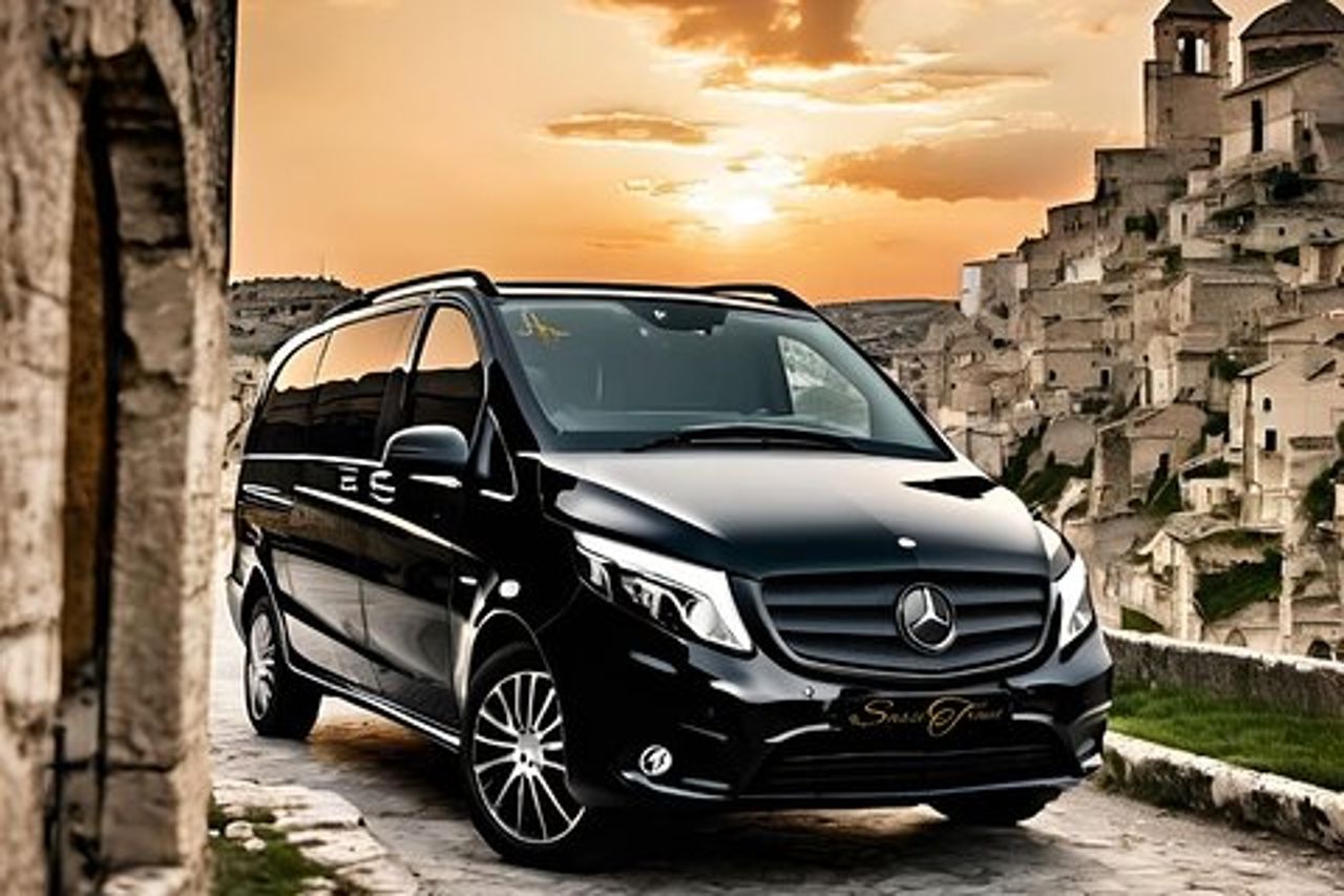 Tour con Guida nei Sassi di Matera a bordo di un Van