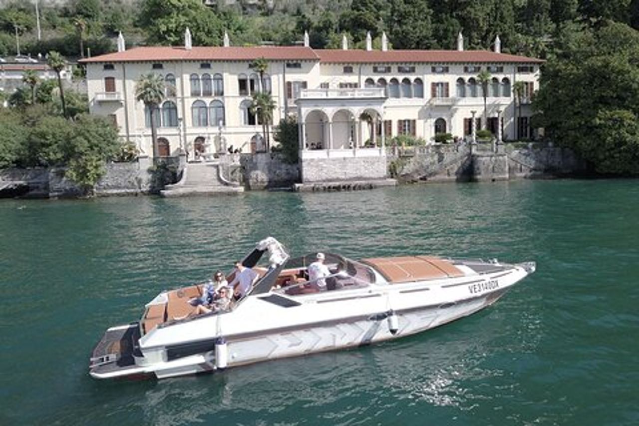 Tour privato in barca sul Lago di Como