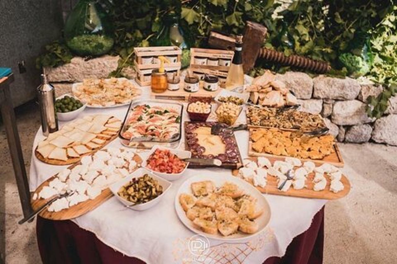 Caccia al tartufo e degustazione di vini in Irpinia Tour