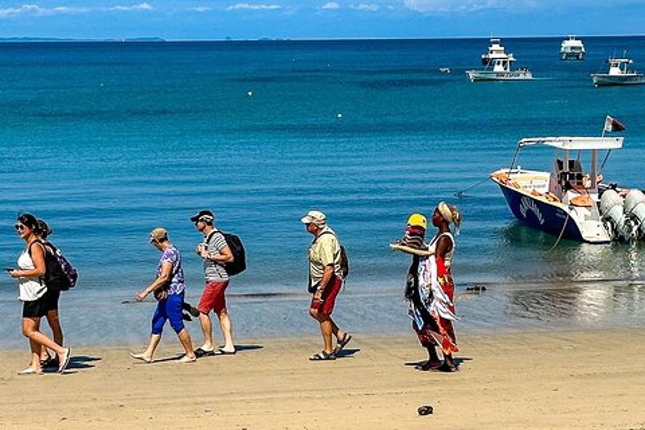Viaggio personalizzato di 13 giorni in Madagascar con fauna selvatica e spiaggia