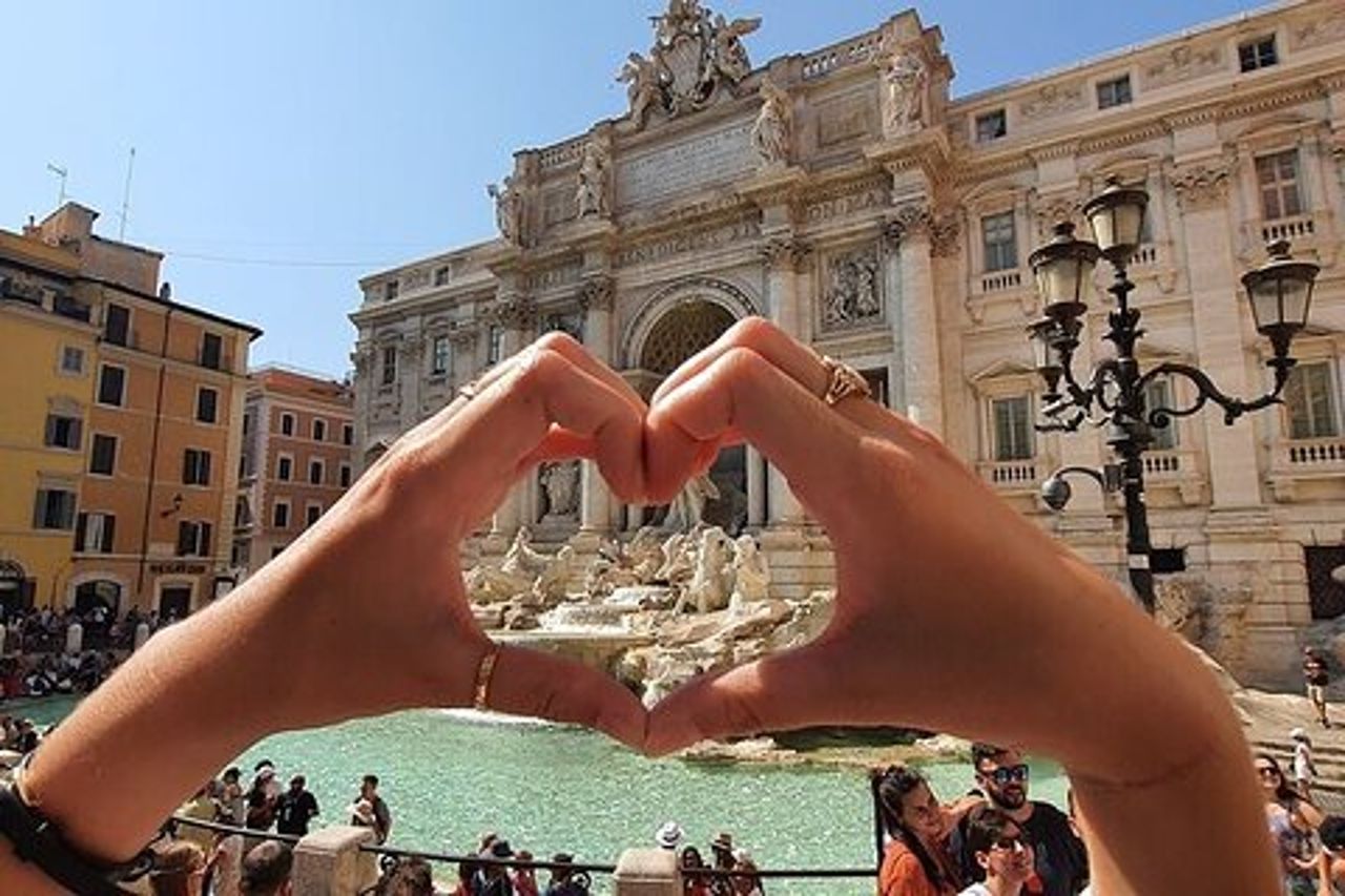 Fontana di Trevi in profondità e acquedotto sotterraneo Roma Tour privato