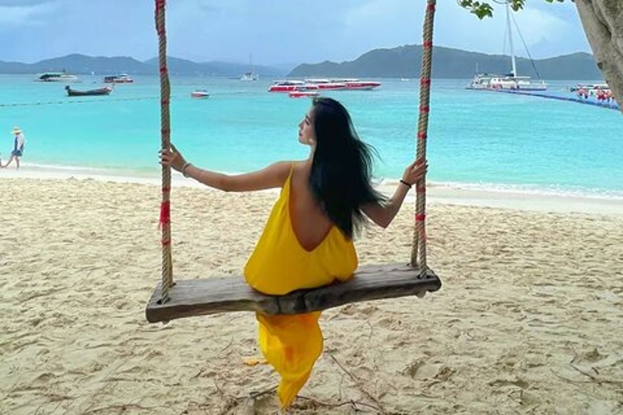 Pattaya Coral Island Snorkeling Banana Boat Parasailing Jet SKi