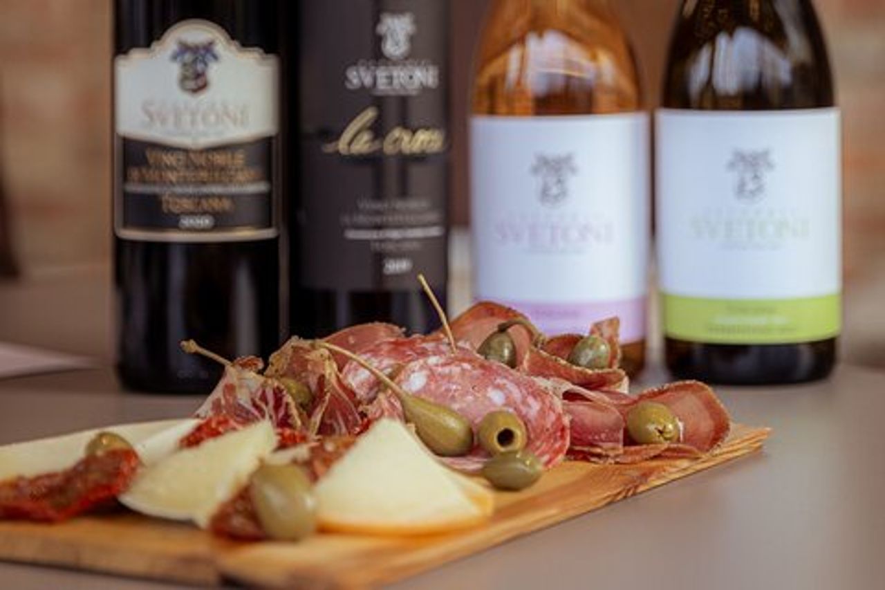 Montepulciano Wine Tasting con Salumi tipici toscani