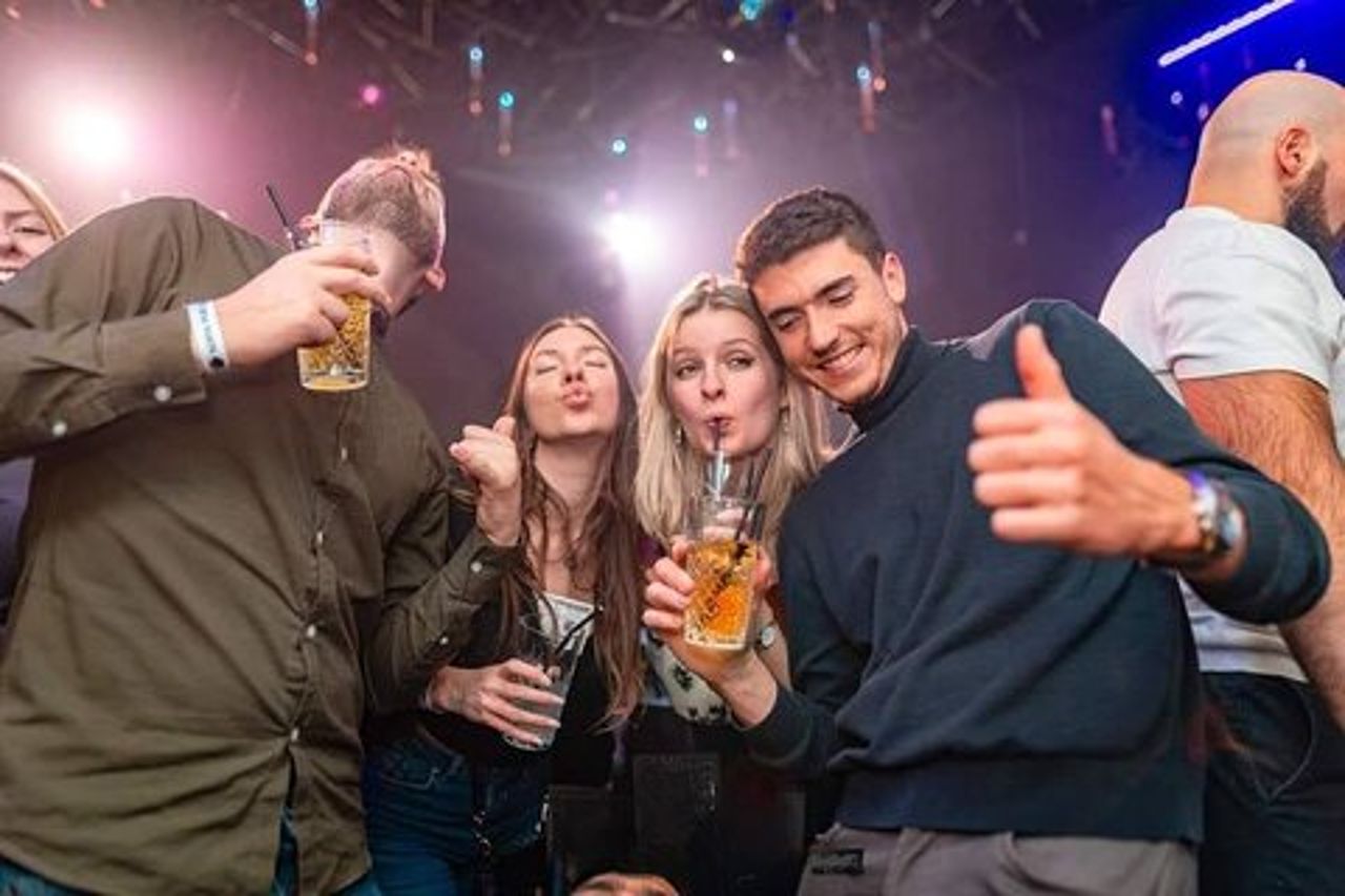 Sofia Party Pub Crawl - Tour dei migliori bar e club di Sofia