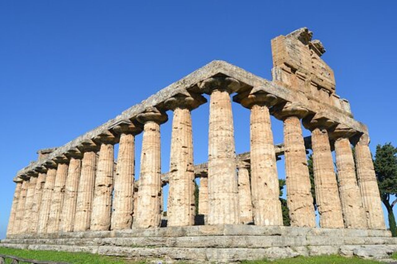 Antica Paestum Tour guidato privato con Dottorato Archeologo
