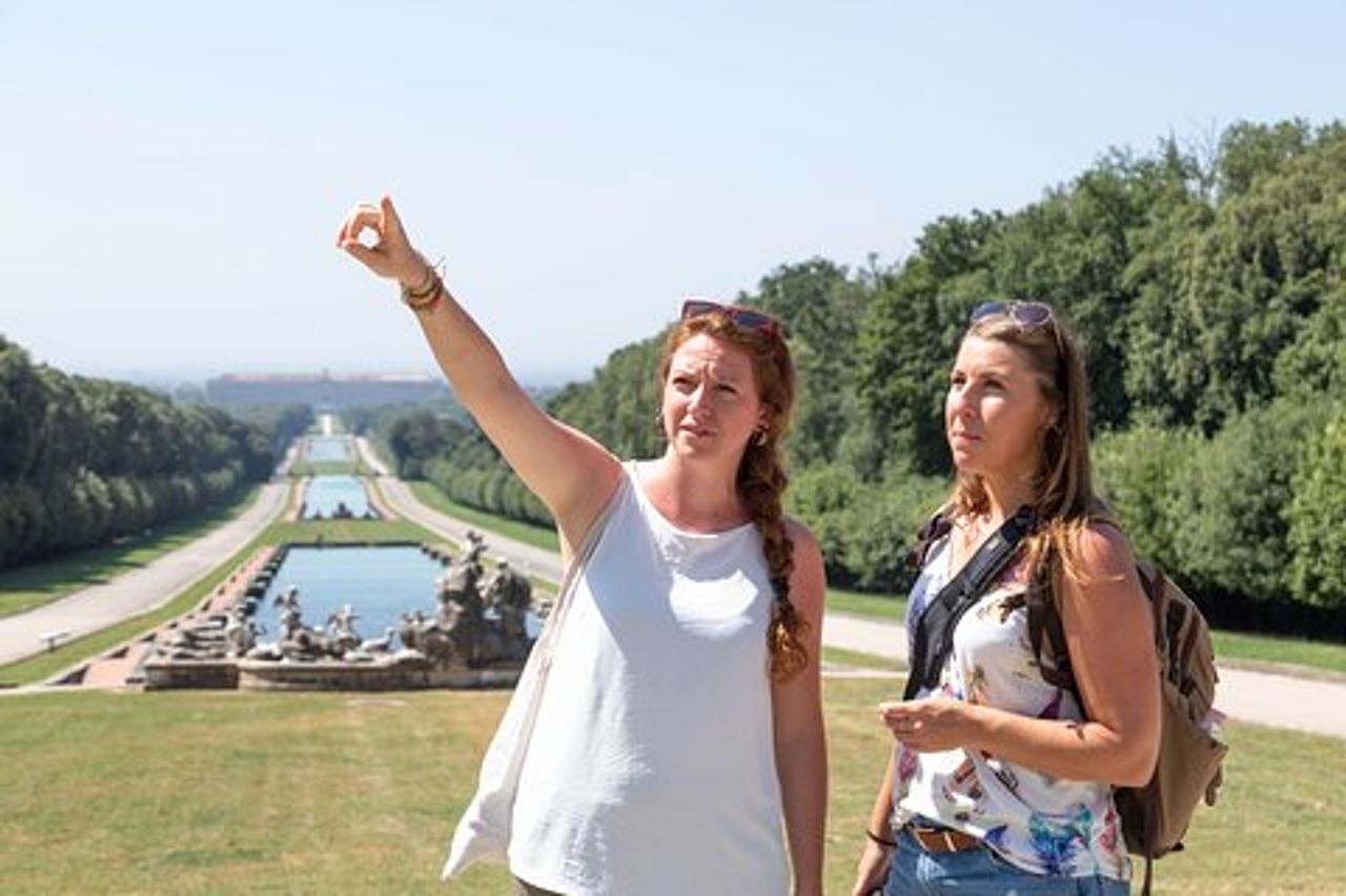 Tour guidato privato della Reggia di Caserta e dei Giardini inc. Shuttle