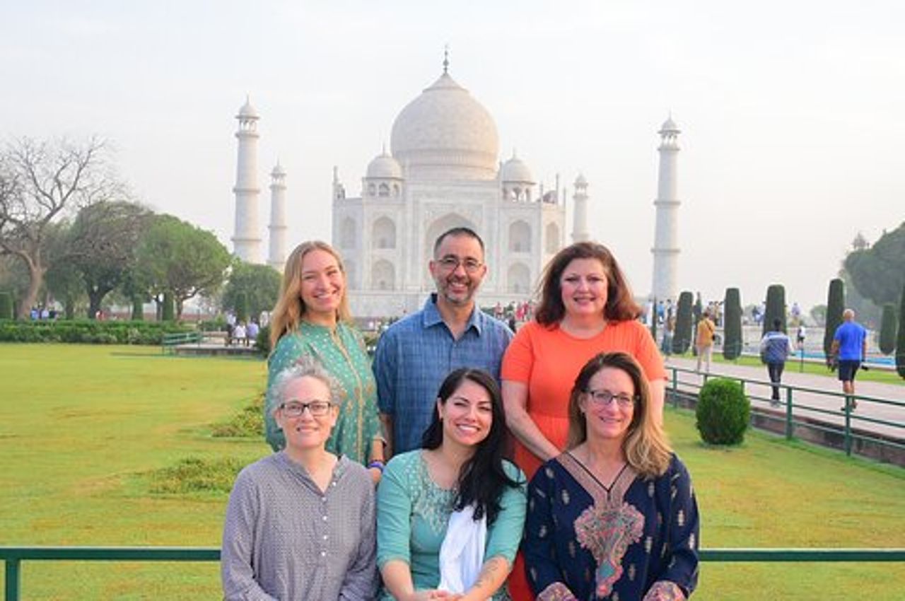Biglietto salta fila Taj Mahal con Guida Privata ufficiale
