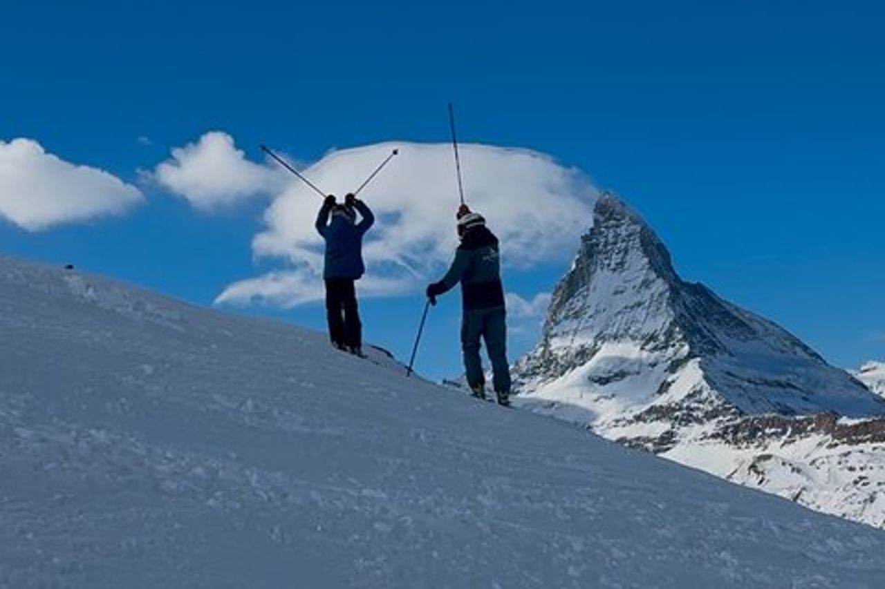 Paesaggi di neve Zermatt-Elevate la vostra esperienza sciistica