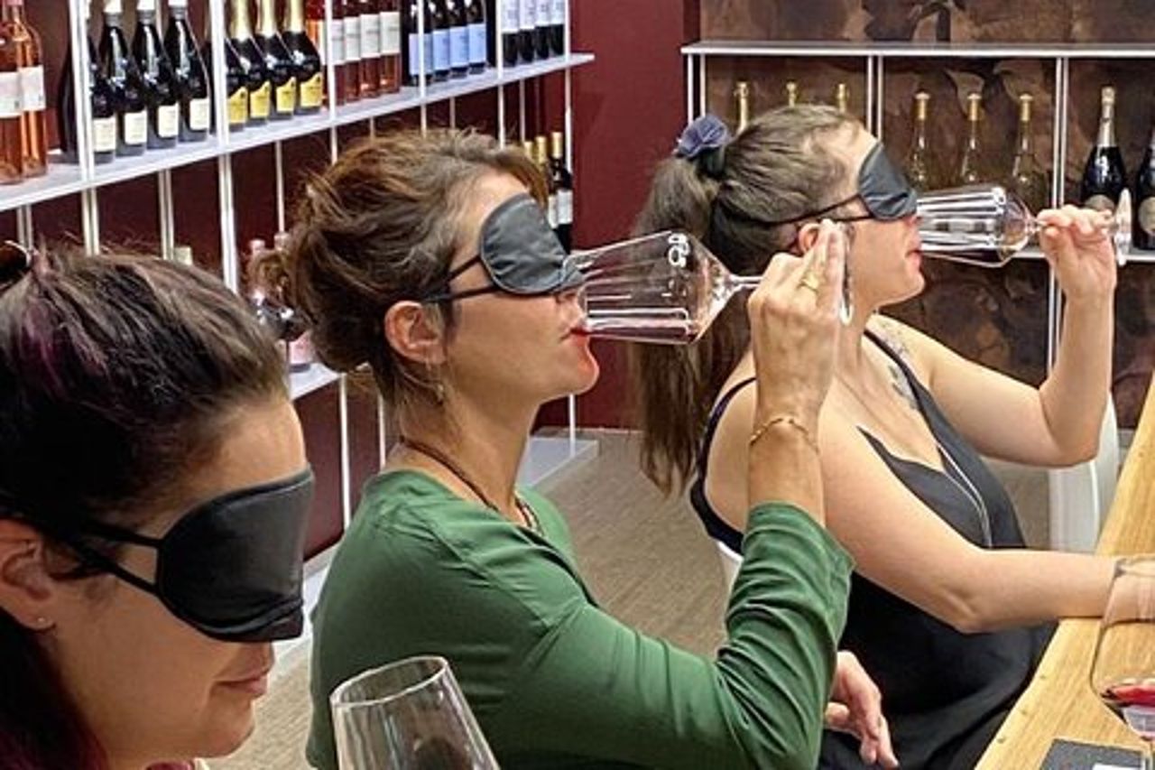 Indovina il vino: Assapora e divertiti assieme a chi vuoi!