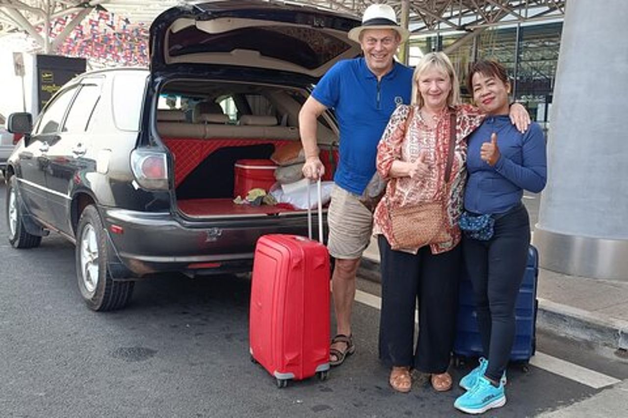 Phnom Penh a Siem Reap Autista di lingua inglese