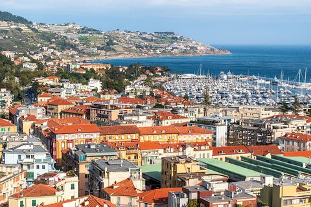 Esplora Sanremo in 60 minuti con un Locale
