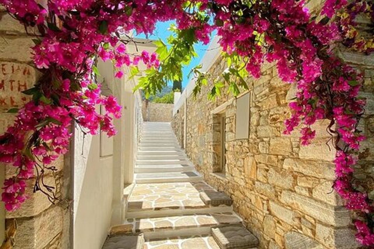 Tour privato di 4 ore dei villaggi di Naxos