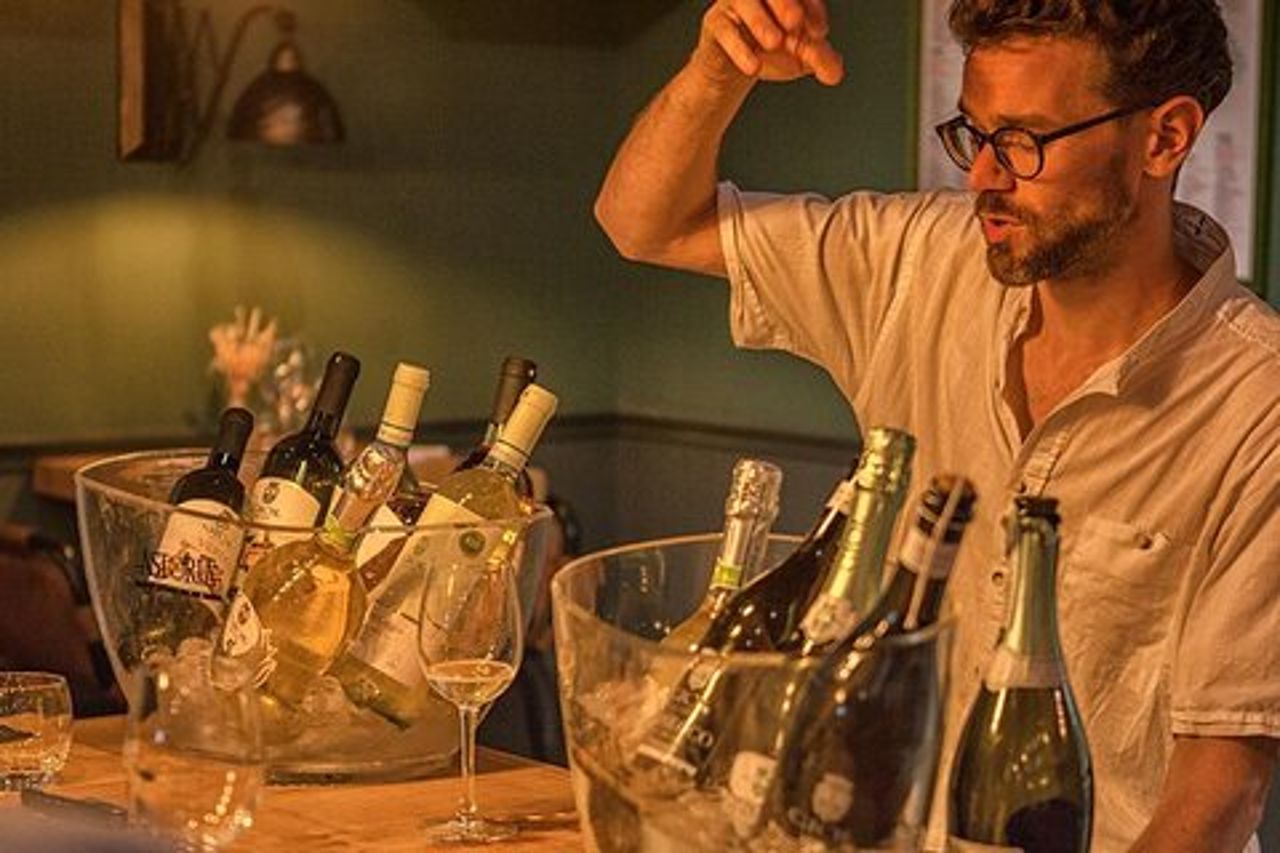 Degustazione di vino biologico a Nizza