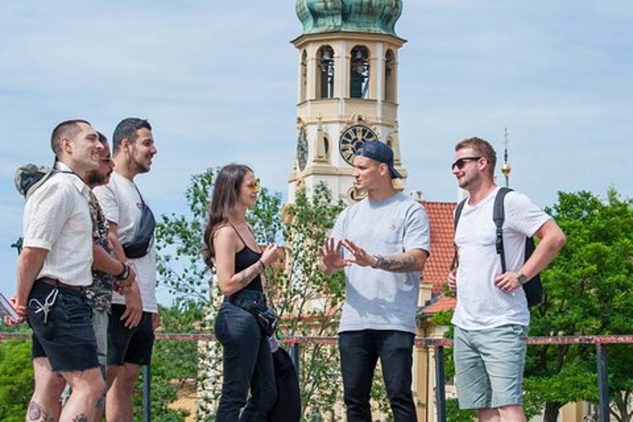 Un tour di Praga: il lato del castello con cibo e birra locali ️