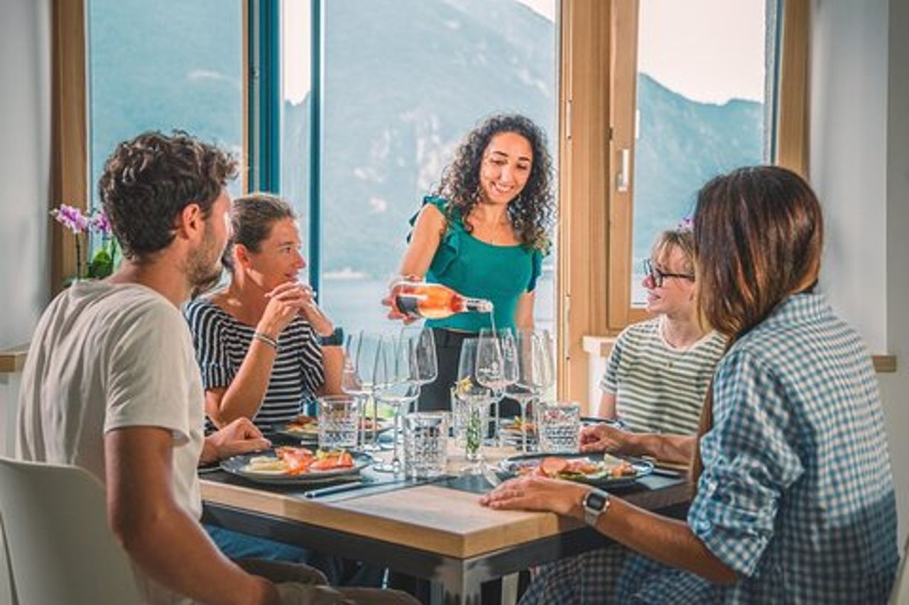 Visita guidata e degustazione tra i vigneti del Lago di Ledro