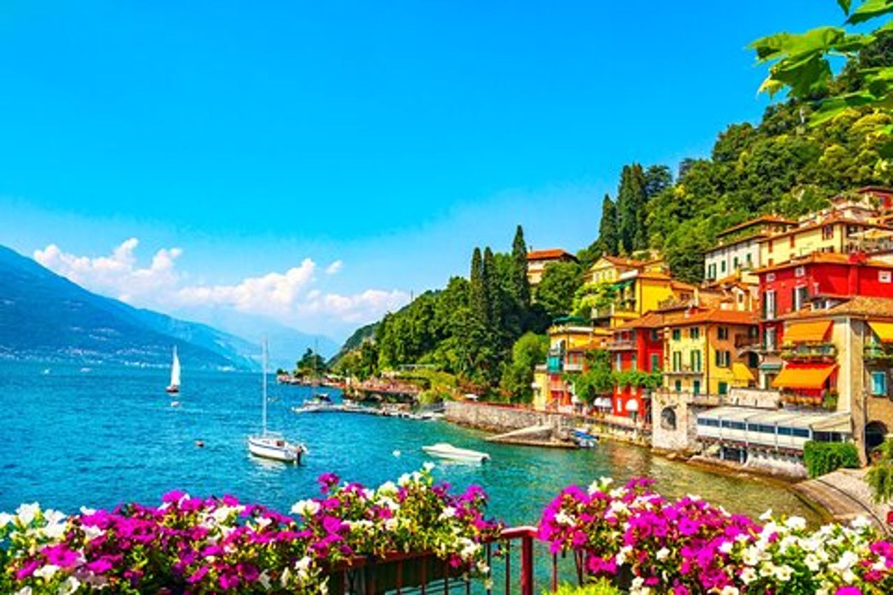 Varenna, villa Monastero e Bellagio Tour in barca di un'intera giornata da Como