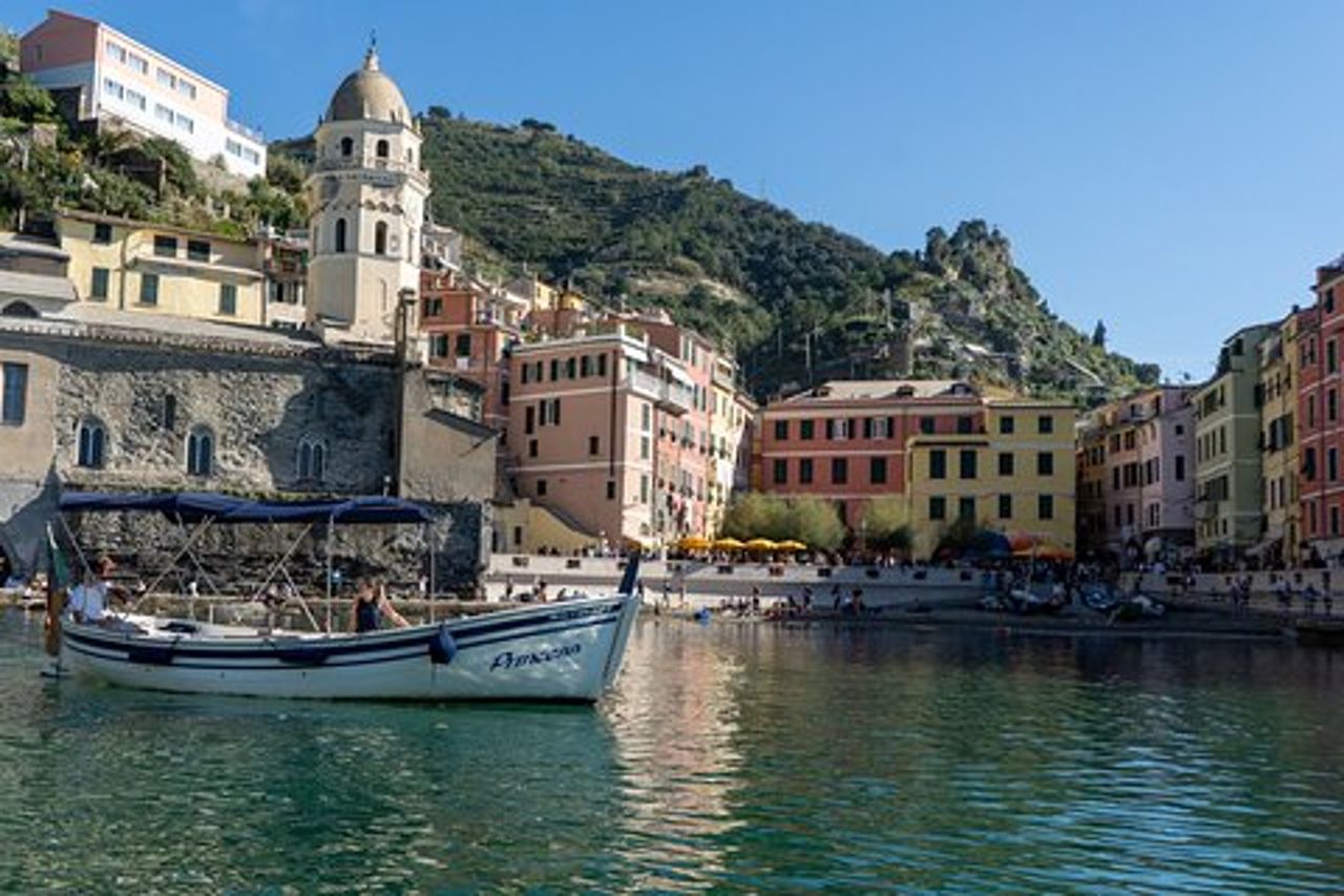 5Terre w Aperitivo&Snorkeling: Your Private Morning Tour