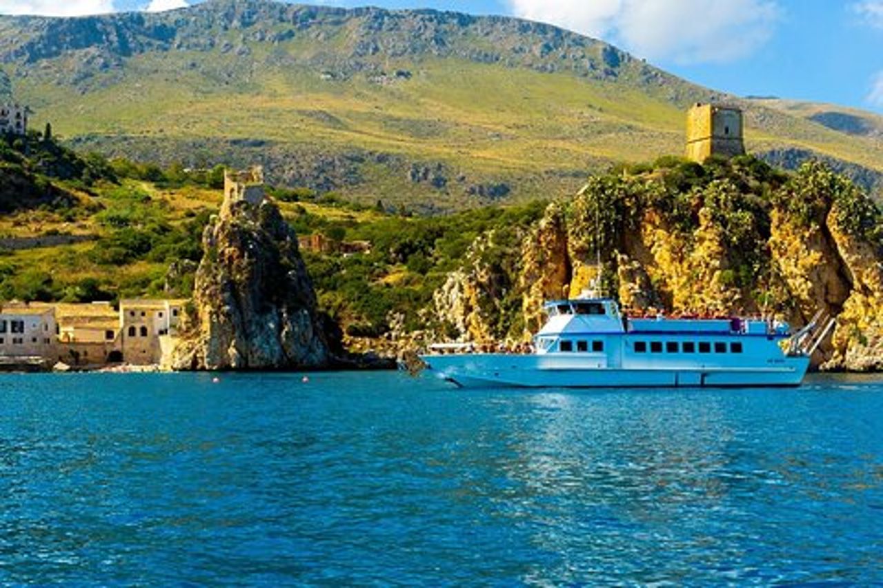 Tour e pranzo in barca della Riserva Naturale di San Vito Lo Capo Zingaro