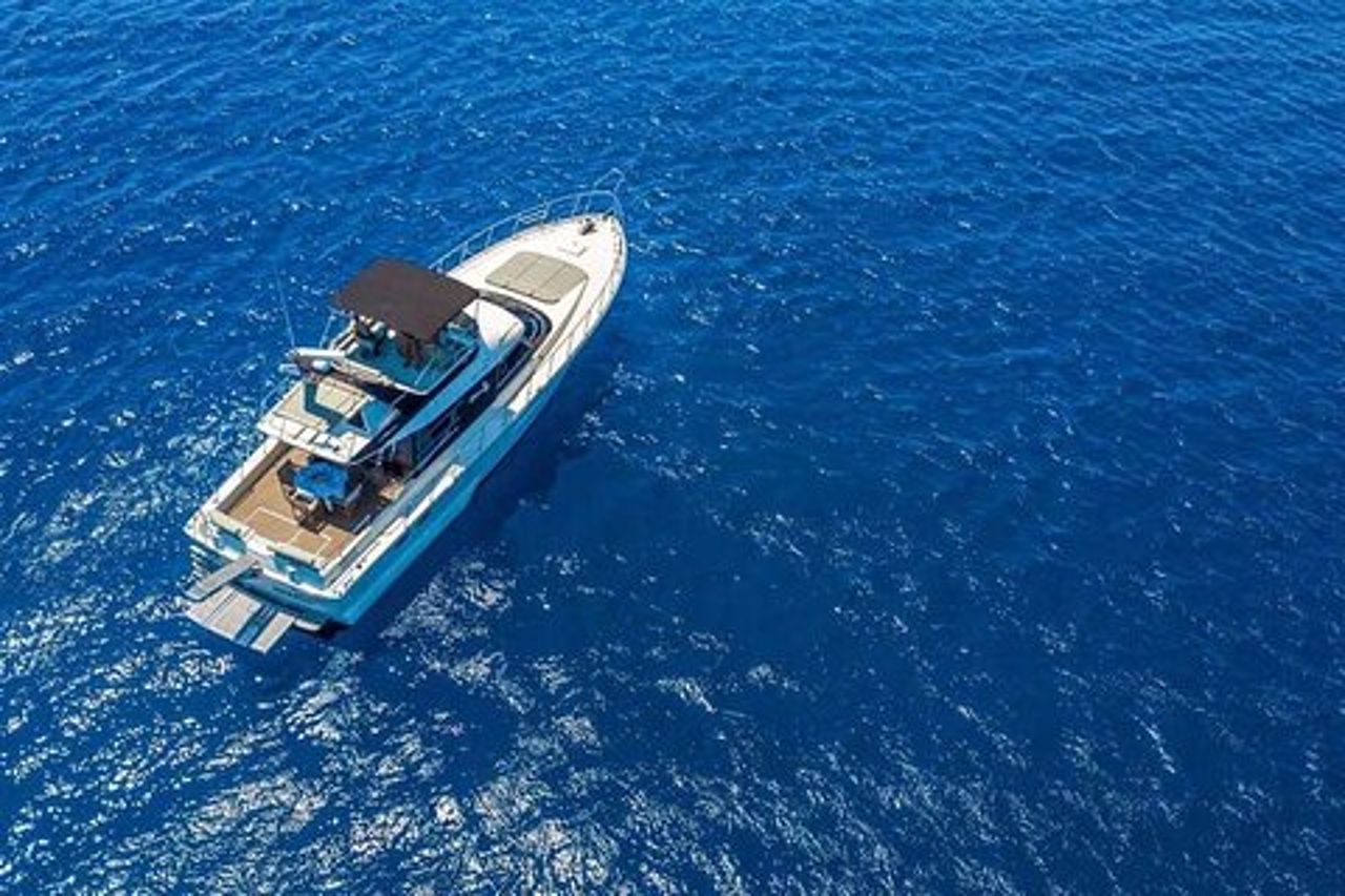 Crociera privata in yacht di un'intera giornata all'isola di Symi